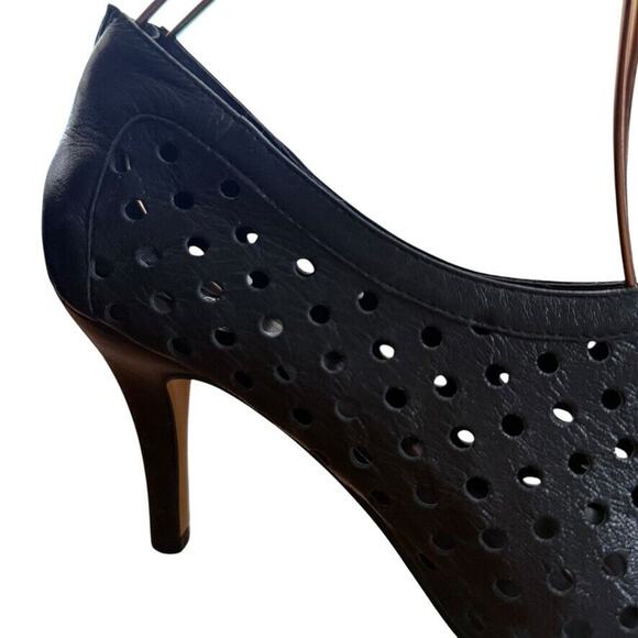 Vaneli Van Eli Womens High Heel Peep Toe Ankle Bootie Laser Cut Outs Leather 7 - Picture 3 of 16